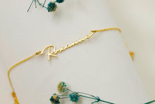 Load image into Gallery viewer, Custom Handwriting Name Necklace by SilverGoldandRose | 14K Gold Vermeil Personalized Jewelry for a Unique Touch