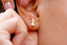Load image into Gallery viewer, Witchy Vibes: Enchanting Cat Earrings for Spooky Style