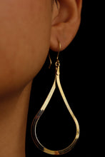 Load image into Gallery viewer, 925 Sterling Silver Dainty Herringbone Chain Earrings