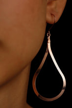 Load image into Gallery viewer, 925 Sterling Silver Dainty Herringbone Chain Earrings
