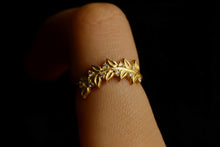 Load image into Gallery viewer, Olive Luxe Olive Leaf Ring with Sparkling Pave CZ