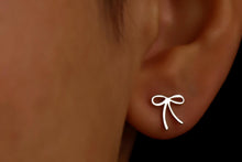 Load image into Gallery viewer, 925 Sterling Silver Elysian Jewelry Ribbon Earrings with Dazzling Gemstone Accent
