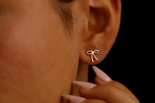 Load image into Gallery viewer, 925 Sterling Silver Elysian Jewelry Ribbon Earrings with Dazzling Gemstone Accent
