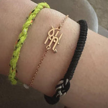 Load image into Gallery viewer, Zodiac Connection Bracelet - Sterling Silver Interlocking Design for Astrology Lovers