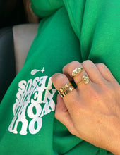 Load image into Gallery viewer, Butterfly Signet Ring