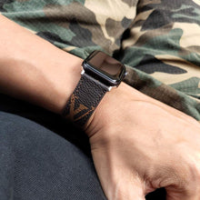 Load image into Gallery viewer, CLASSIC BROWN  LUXURY STRAP FOR APPLE WATCH BANDS