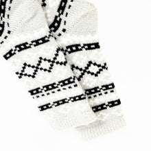 Load image into Gallery viewer, White Fox Patterned Sock