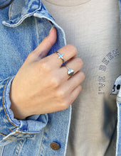 Load image into Gallery viewer, Silver Cross Ring
