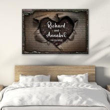 Load image into Gallery viewer, Unwrapped Heart Wedding Vows Sign
