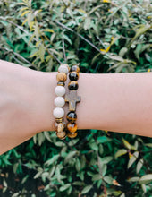 Load image into Gallery viewer, Tiger Eye Cross