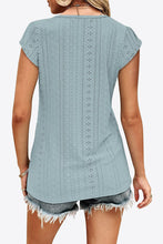 Load image into Gallery viewer, Eyelet Contrast V-Neck Tee