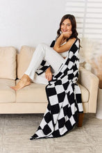 Load image into Gallery viewer, Cuddley Checkered Decorative Throw Blanket