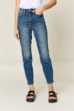 Load image into Gallery viewer, Judy Blue Full Size Tummy Control High Waist Slim Jeans