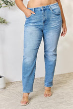 Load image into Gallery viewer, RISEN Full Size Mid Rise Skinny Jeans