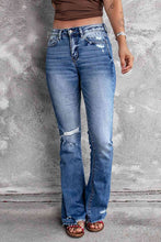 Load image into Gallery viewer, Distressed Flared Jeans with Pockets