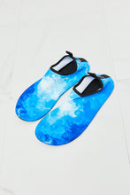 Load image into Gallery viewer, MMshoes On The Shore Water Shoes in Blue