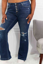 Load image into Gallery viewer, Kancan Full Size Reese Midrise Button Fly Flare Jeans