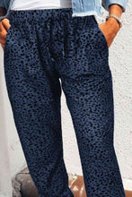 Load image into Gallery viewer, Leopard Pocketed Long Pants