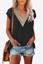 Load image into Gallery viewer, Eyelet Contrast V-Neck Tee